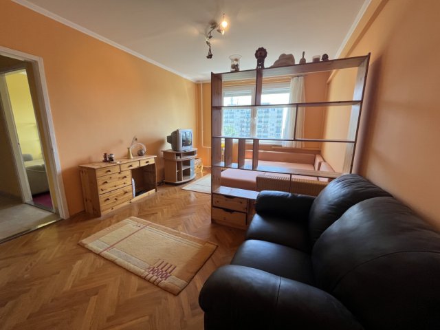Eladó panellakás, Nyíregyházán 46.9 M Ft, 3 szobás