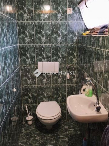 Eladó családi ház, Budapesten, XX. kerületben 195 M Ft