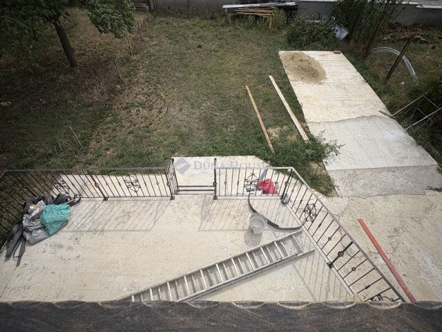 Eladó családi ház, Gyöngyösön 59.9 M Ft, 5 szobás