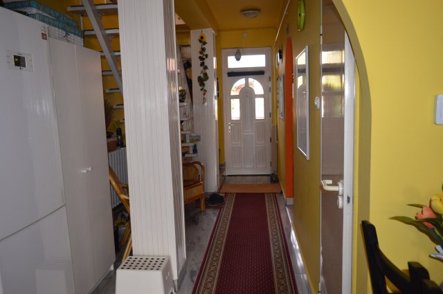 Eladó ikerház, Esztergomban, Szentkirályi utcában 67 M Ft