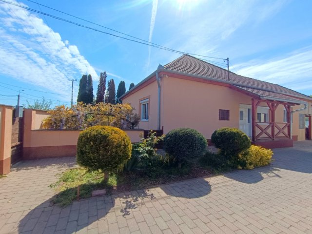 Eladó családi ház, Nyíregyházán 82.9 M Ft, 3 szobás