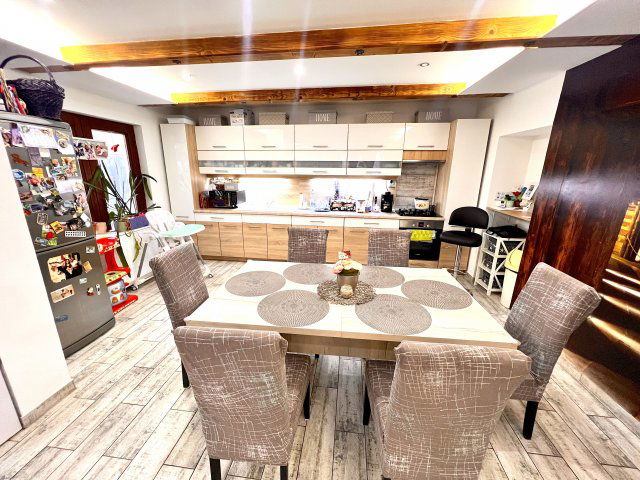 Eladó családi ház, Mikepércsen 119 M Ft, 5 szobás