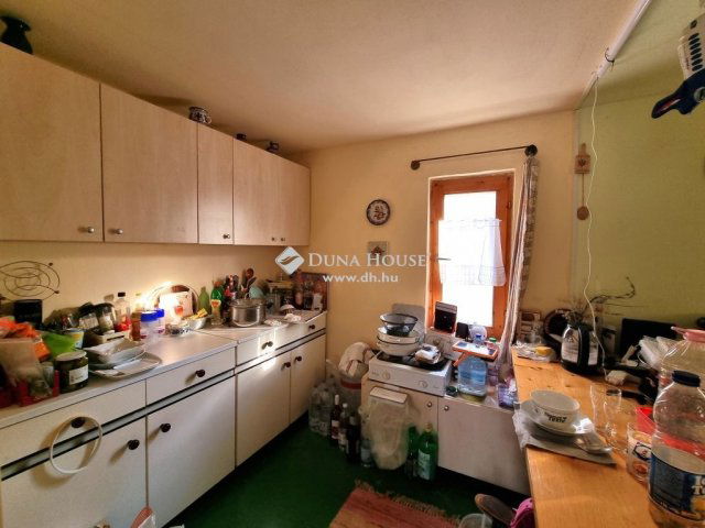 Eladó családi ház, Dabason 11.5 M Ft, 2 szobás