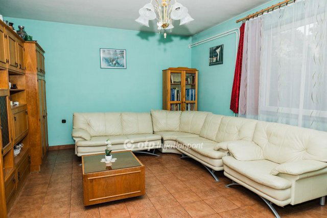 Eladó sorház, Budapesten, XV. kerületben 108 M Ft, 3 szobás