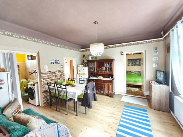 Eladó családi ház, Üllőn 79 M Ft, 3 szobás