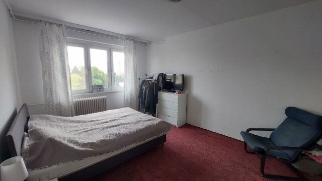 Eladó panellakás, Százhalombattán 41 M Ft, 1+1 szobás