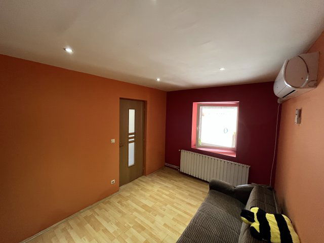Eladó családi ház, Kecskeméten 37.5 M Ft, 2 szobás
