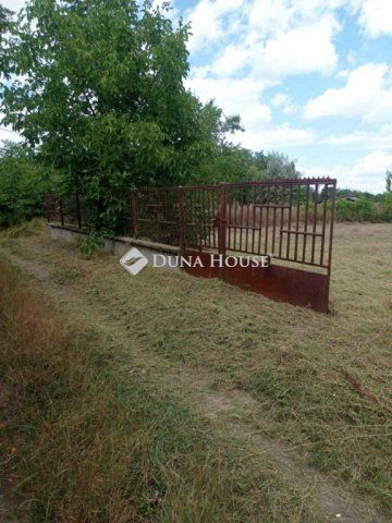 Eladó telek, Szabadbattyánban 5.5 M Ft / költözzbe.hu