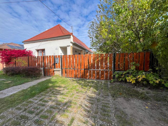 Eladó családi ház, Kocson 57 M Ft, 3 szobás