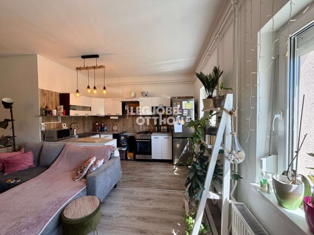 Eladó családi ház, Abonyban 49.9 M Ft, 1+2 szobás