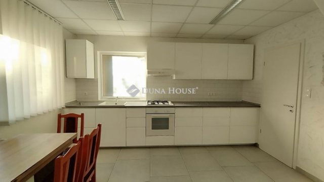 Eladó ikerház, Sülysápon 73.9 M Ft, 4 szobás