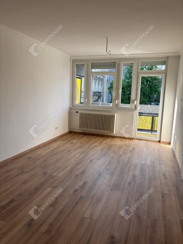 Kiadó téglalakás, albérlet, Győrött 200 E Ft / hó, 3 szobás