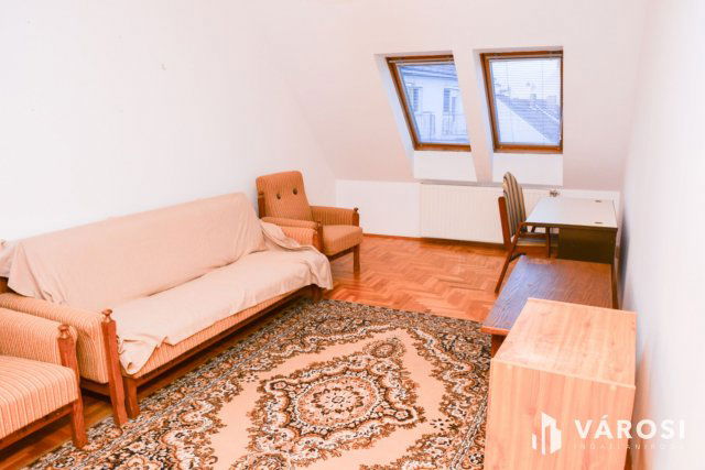 Eladó téglalakás, Szegeden 44 M Ft, 2 szobás