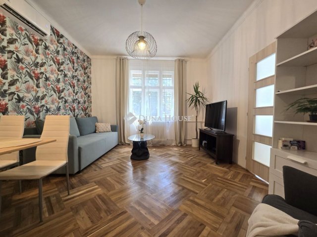 Eladó családi ház, Budapesten, XIX. kerületben, Attila utcában