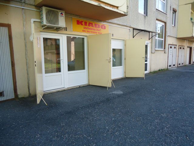 Kiadó üzlethelyiség, Pápán 80 E Ft / hó / költözzbe.hu