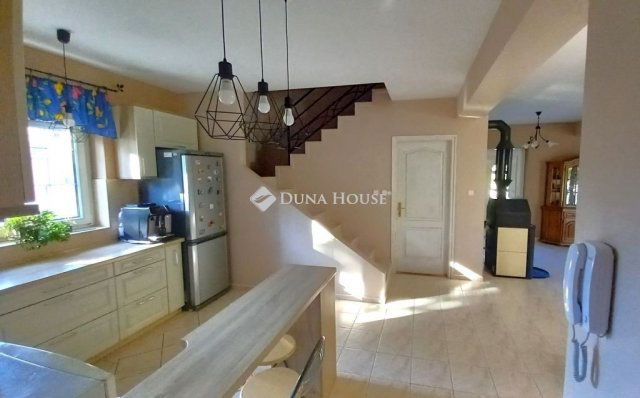 Eladó családi ház, Debrecenben 94.5 M Ft, 4 szobás