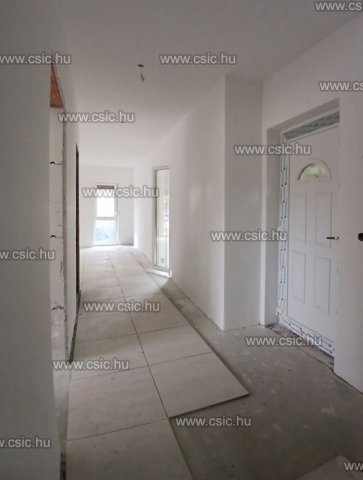 Eladó ikerház, Gyálon 112 M Ft, 5 szobás / költözzbe.hu