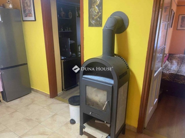 Eladó nyaraló, Berekfürdőn 30 M Ft, 2 szobás