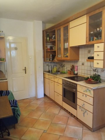 Eladó téglalakás, Budapesten, XII. kerületben 119 M Ft, 3 szobás