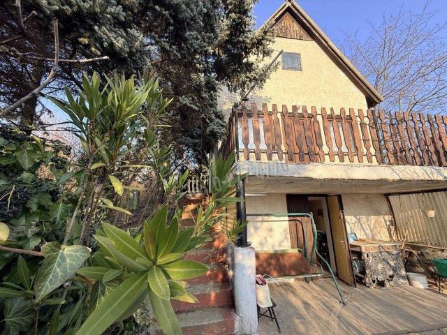 Eladó nyaraló, Oroszlányban 18.6 M Ft, 2 szobás