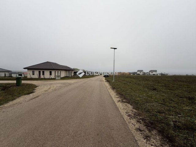 Eladó telek, Budajenőn 149 M Ft / költözzbe.hu