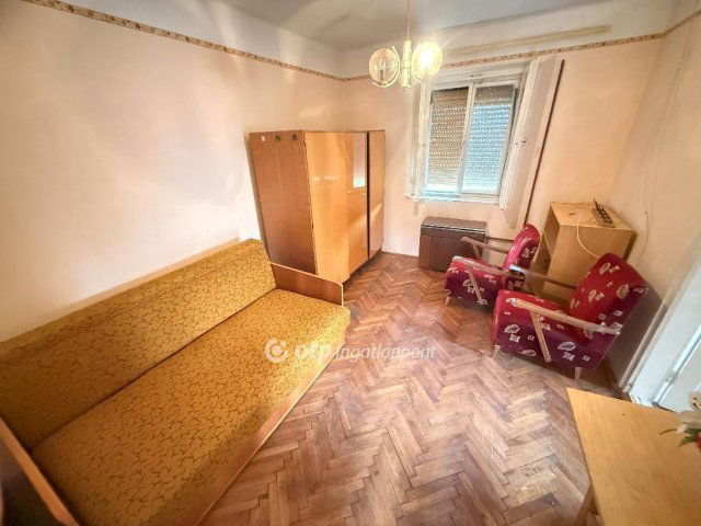 Eladó családi ház, Tiszakécskén 32 M Ft, 3 szobás