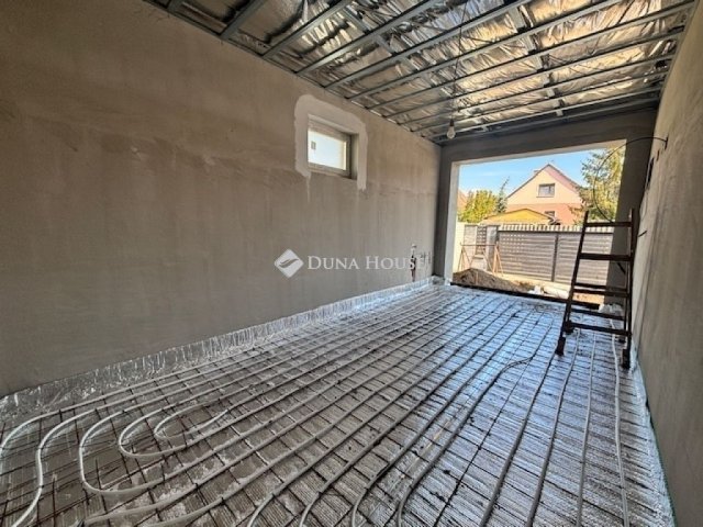 Eladó családi ház, Gyálon 130 M Ft, 4 szobás