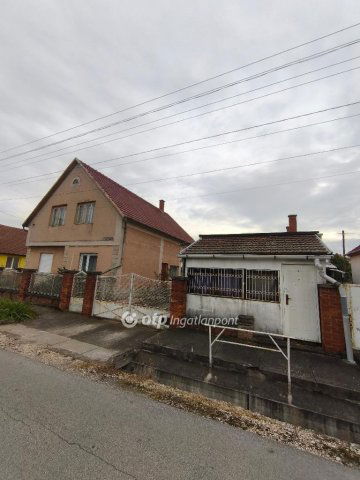 Eladó családi ház, Alsózsolcán 34.9 M Ft, 2 szobás