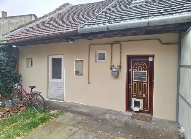 Eladó családi ház, Budapesten, XX. kerületben 26 M Ft, 1 szobás