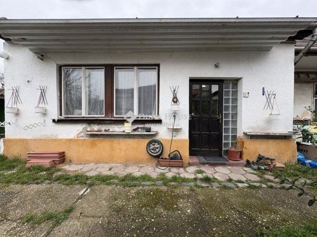 Eladó téglalakás, Budapesten, XXIII. kerületben 35.5 M Ft