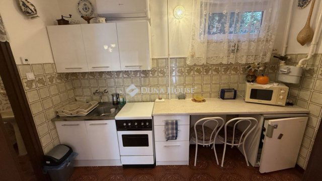 Kiadó téglalakás, albérlet, Hajdúszoboszlón 700 E Ft / hó