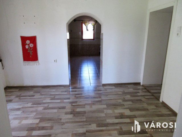 Eladó családi ház, Gádoroson 16.3 M Ft, 3 szobás