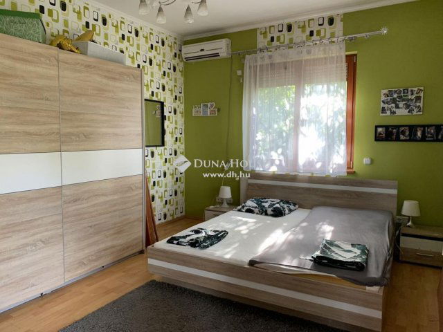 Eladó családi ház, Budapesten, XXII. kerületben 380 M Ft