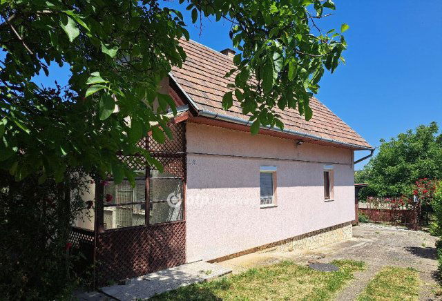 Eladó családi ház, Nagybörzsönyön 41 M Ft, 2+1 szobás