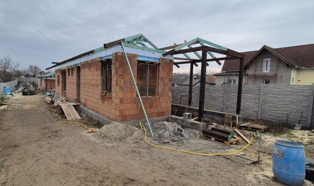 Eladó családi ház, Gyálon 95.9 M Ft, 3 szobás