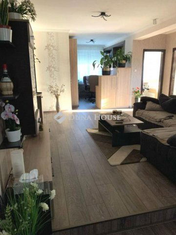 Eladó családi ház, Hajdúsámsonon 118 M Ft, 4 szobás