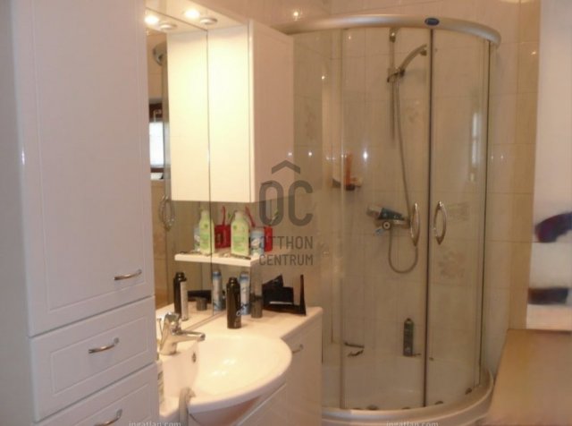 Eladó családi ház, Kecskeméten 179.9 M Ft, 6 szobás