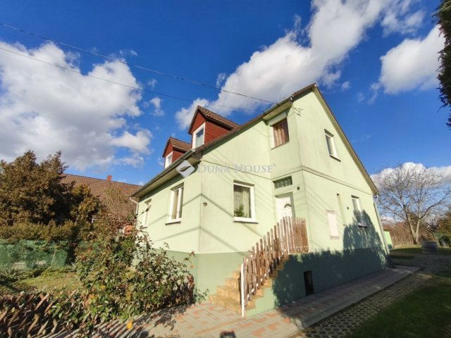 Eladó családi ház, Kulcson 72 M Ft, 5 szobás