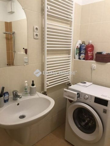 Eladó téglalakás, Budapesten, IX. kerületben 72.9 M Ft, 1 szobás