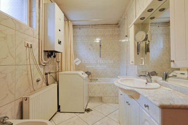 Eladó családi ház, Budapesten, XVIII. kerületben 109 M Ft