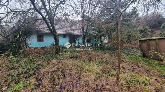 Eladó családi ház, Úrin 6 M Ft, 2 szobás / költözzbe.hu