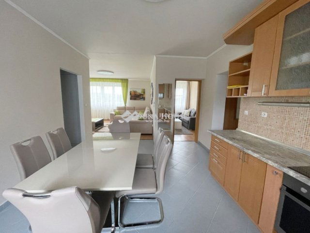 Kiadó téglalakás, albérlet, Szombathelyen 250 E Ft / hó