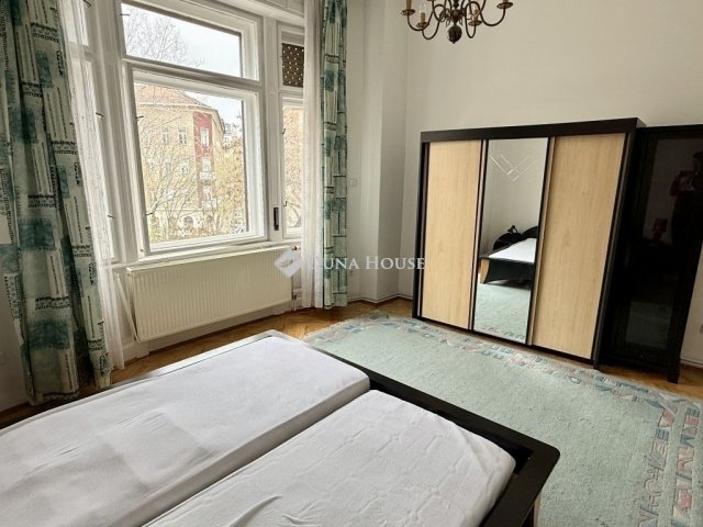 Eladó téglalakás, Budapesten, VII. kerületben 149 M Ft, 4 szobás