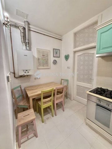 Eladó téglalakás, Budapesten, VII. kerületben 52.3 M Ft