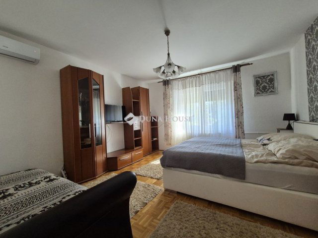 Eladó családi ház, Siófokon 129 M Ft, 4 szobás