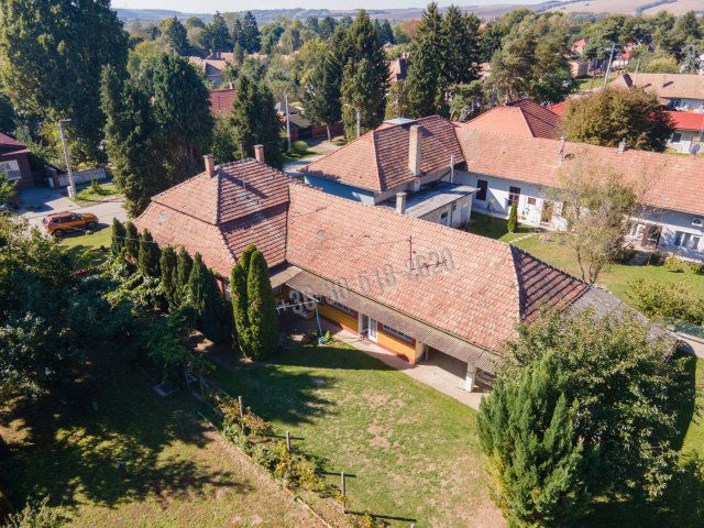 Eladó családi ház, Vámosmikolán 36.9 M Ft, 4+1 szobás