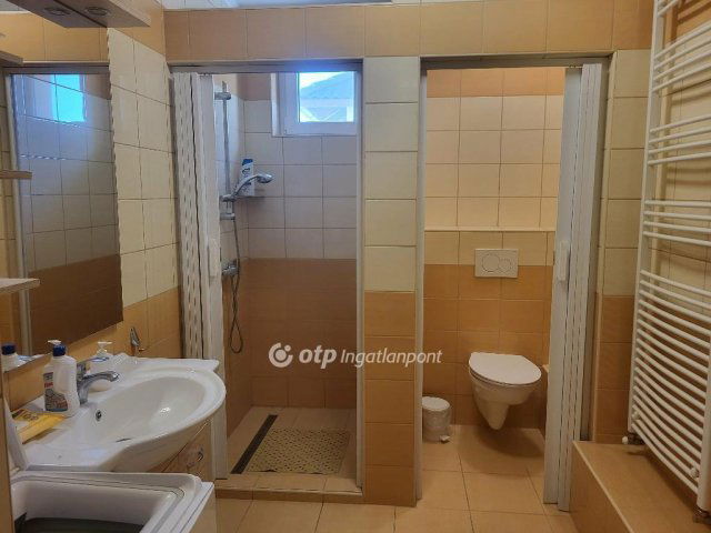 Eladó családi ház, Boldogon 145.8 M Ft, 4+1 szobás