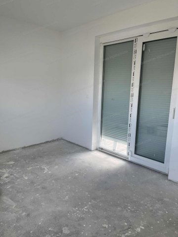 Eladó családi ház, Siófokon 90 M Ft, 4 szobás