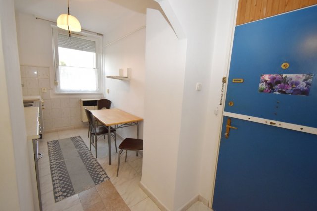 Kiadó téglalakás, albérlet, Debrecenben 170 E Ft / hó, 2 szobás