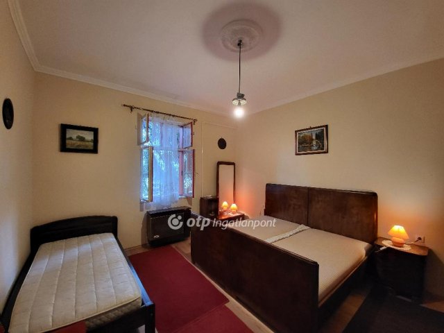 Eladó családi ház, Zamárdiban 90 M Ft, 3 szobás